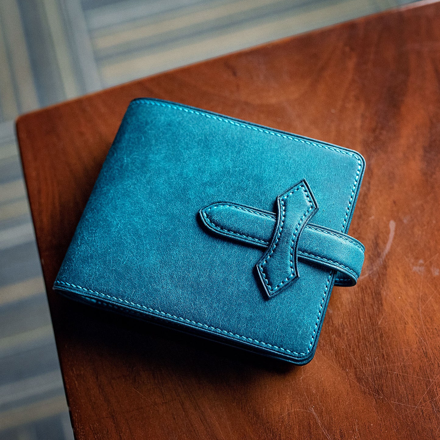 Brogue Styled Bifold Wallet with Coin Pocket