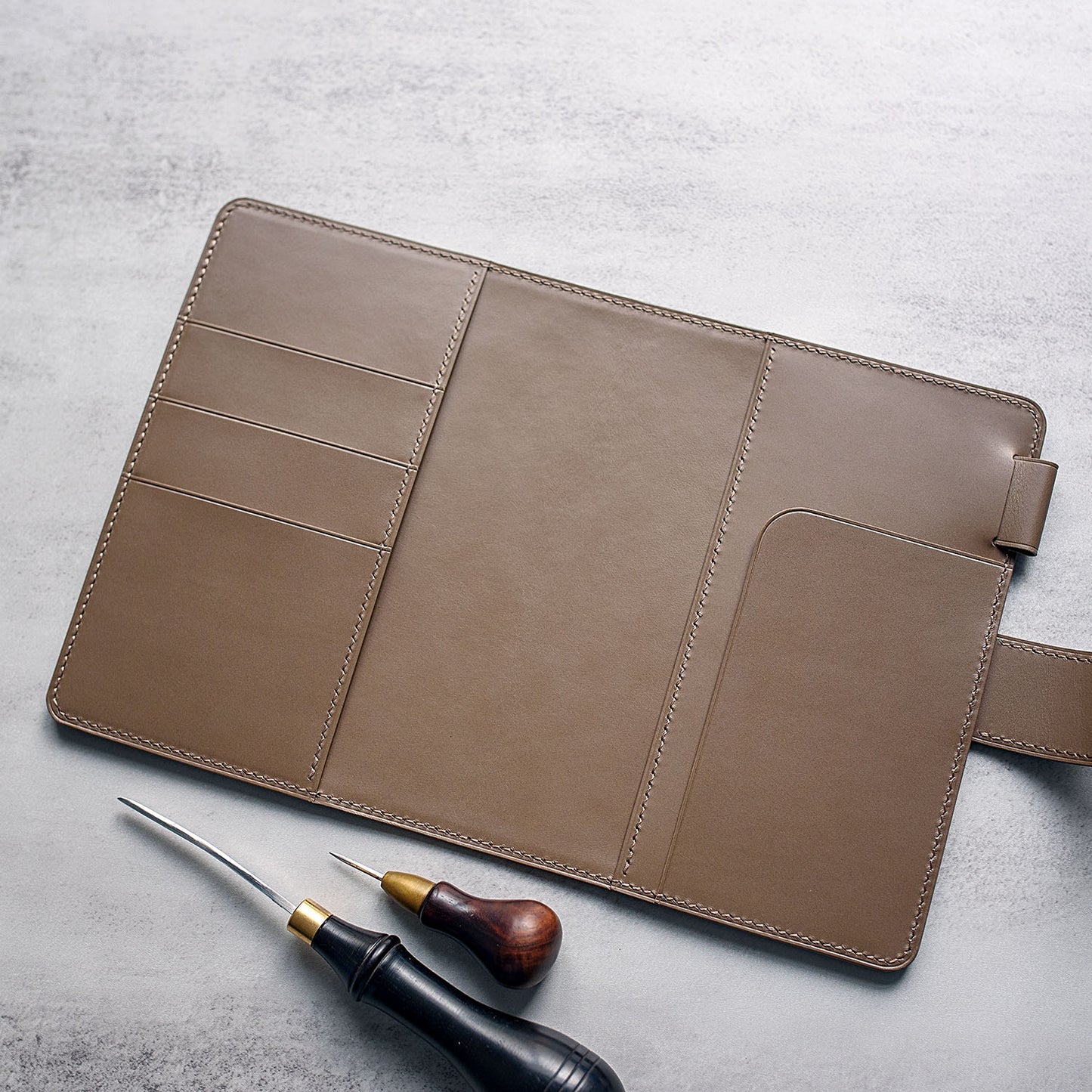 Navy Minerva Box and grey Buttero A6 cover with a minor cosmetic imperfection | Ready made