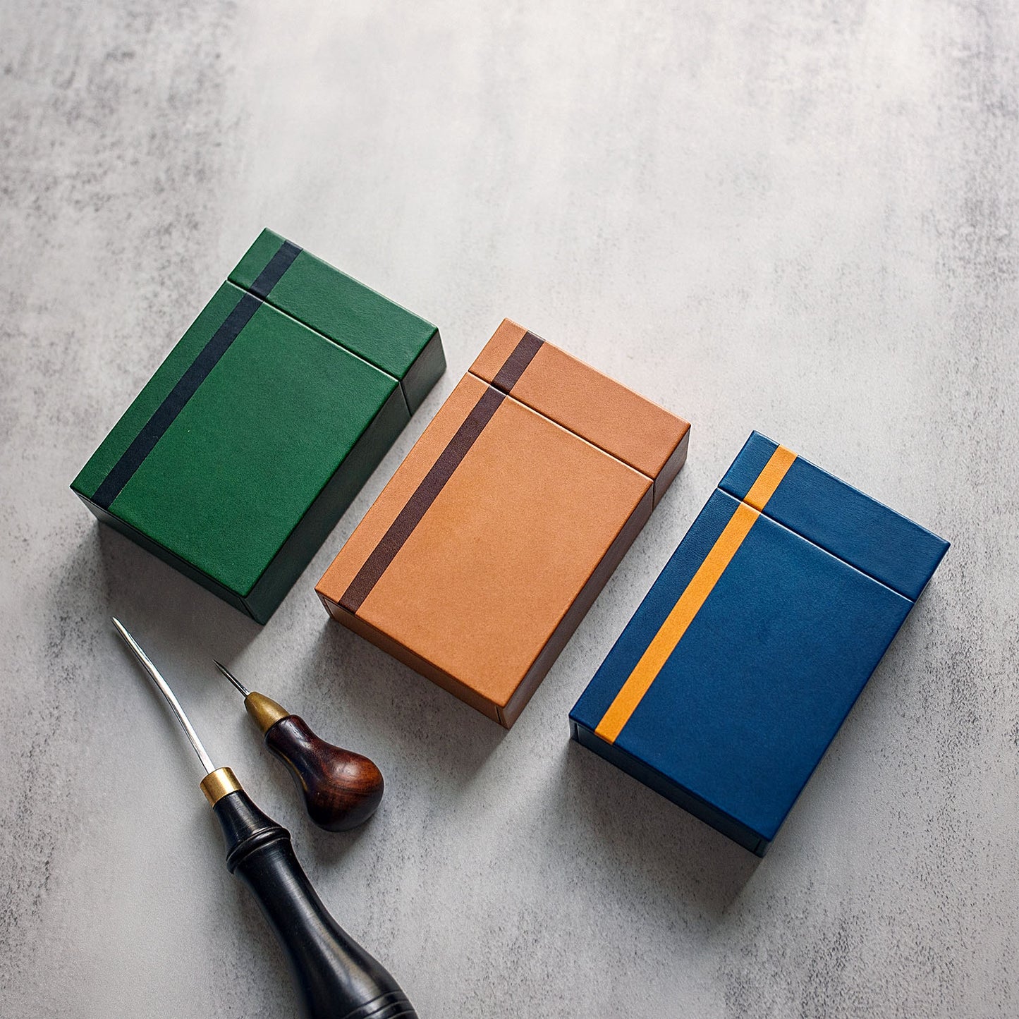 Leather Cigarette Case with Magnetic Lid | Ready made