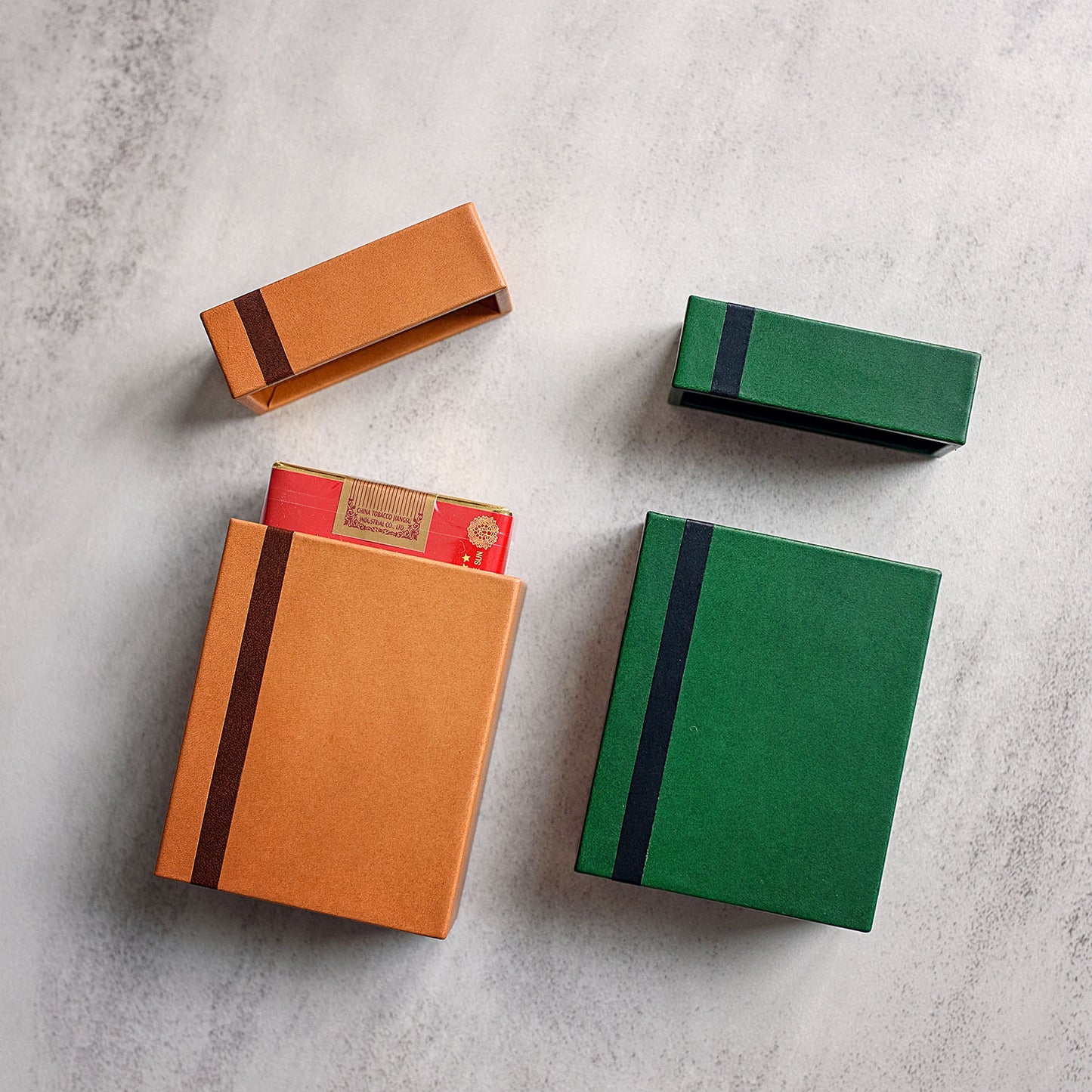 Leather Cigarette Case with Magnetic Lid | Ready made