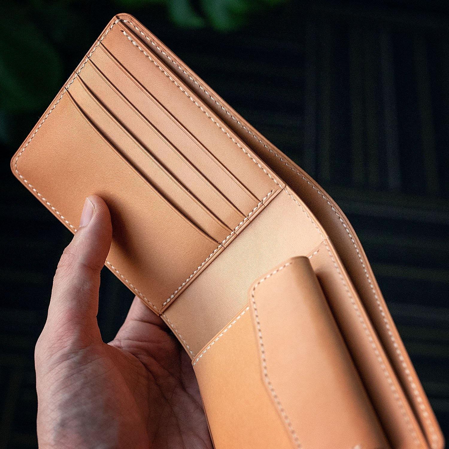 Custom Handcrafted Natural Vegetable Tanned Leather Classic Bifold 