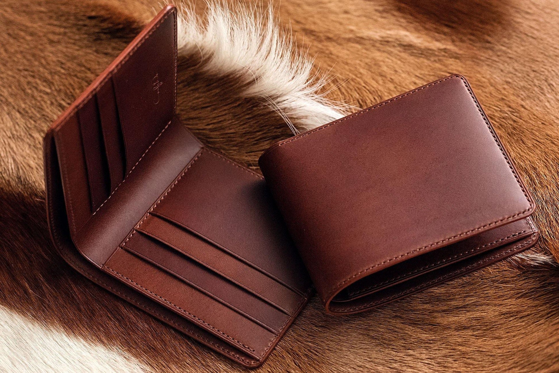 Classic Leather Bifold Wallet - Libertaz Leathers