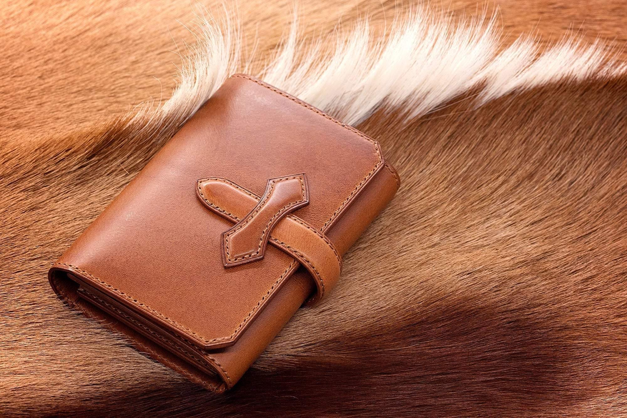 Custom Bridle Leather Buttero Leather Accordion Wallet Man Wallet  Minimalist Wallet Personalized Bespoke Gift – Libertaz Leathers